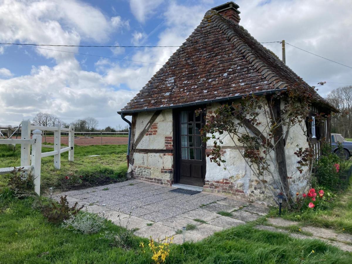 Tiny House Du Haras Cour Lozey Villa Sainte-Marguerite-des-Loges Exterior foto